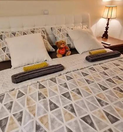 Charming Apartment Tiki Makarska, Sea View, Free Parking Apartmán