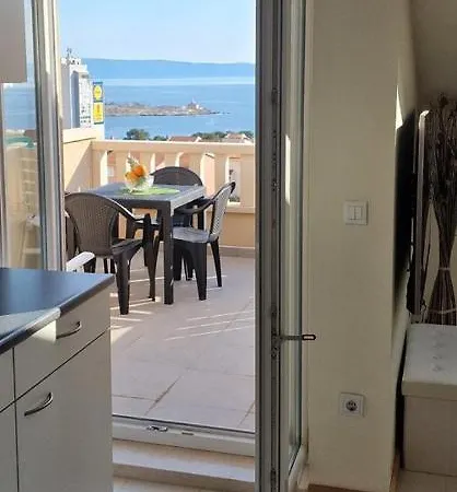 Charming Apartment Tiki Makarska, Sea View, Free Parking * Makarská